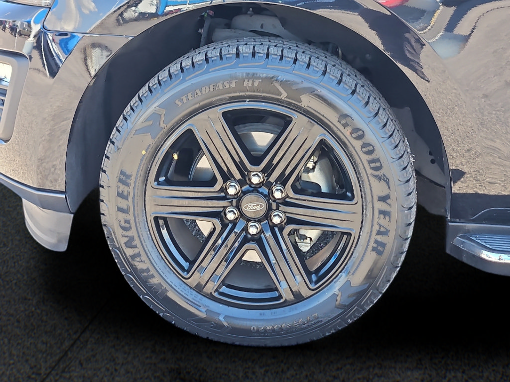 Used 2021 Ford Expedition XLT AWD/4WD image 8