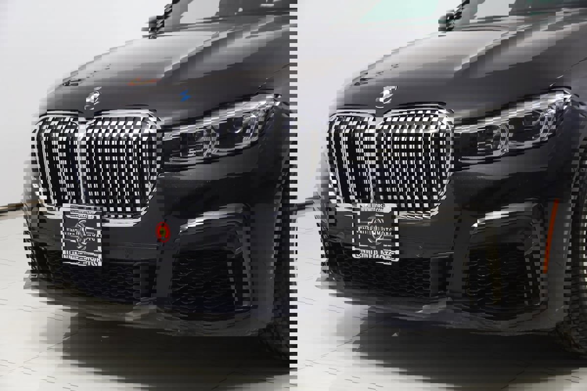 Used 2022 BMW 750i xDrive w/ M Sport Package image 72