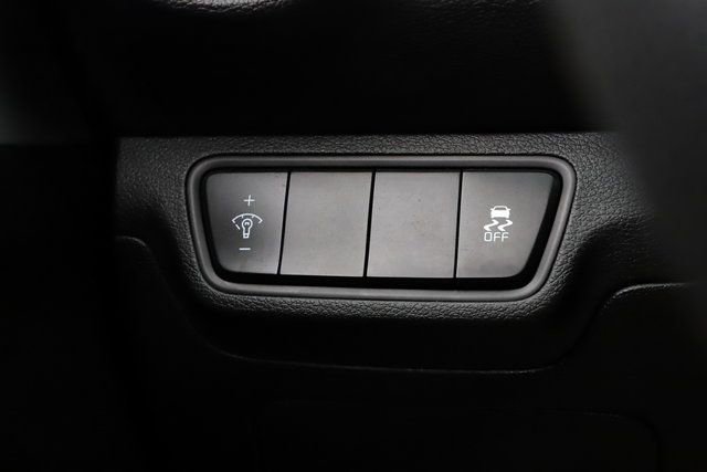 Used 2023 Kia Forte LXS image 32