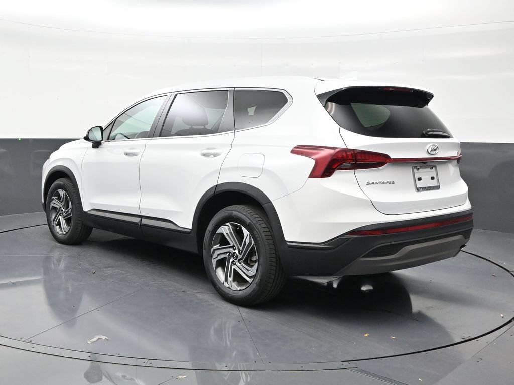Used 2023 Hyundai Santa Fe SE FWD image 3