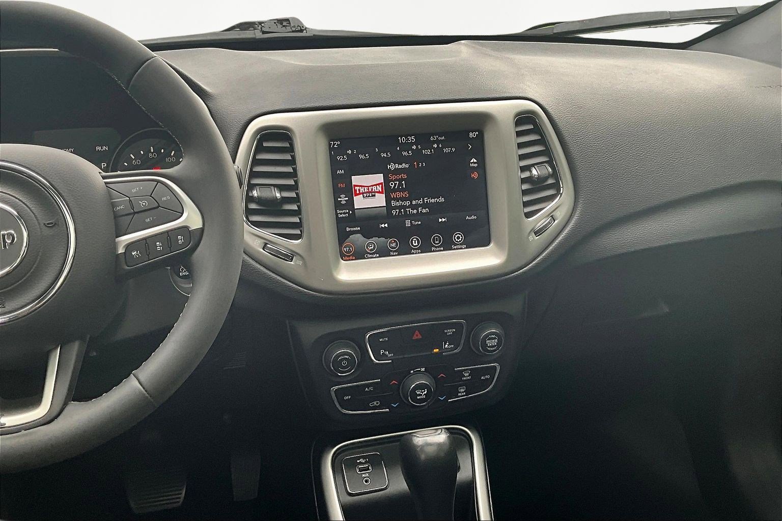 Used 2021 Jeep Compass Latitude w/ Sun and Sound Group image 9