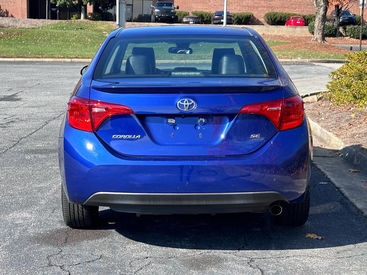 Used 2018 Toyota Corolla SE image 4