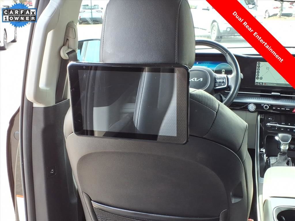 Used 2022 Kia Carnival SX Prestige image 15