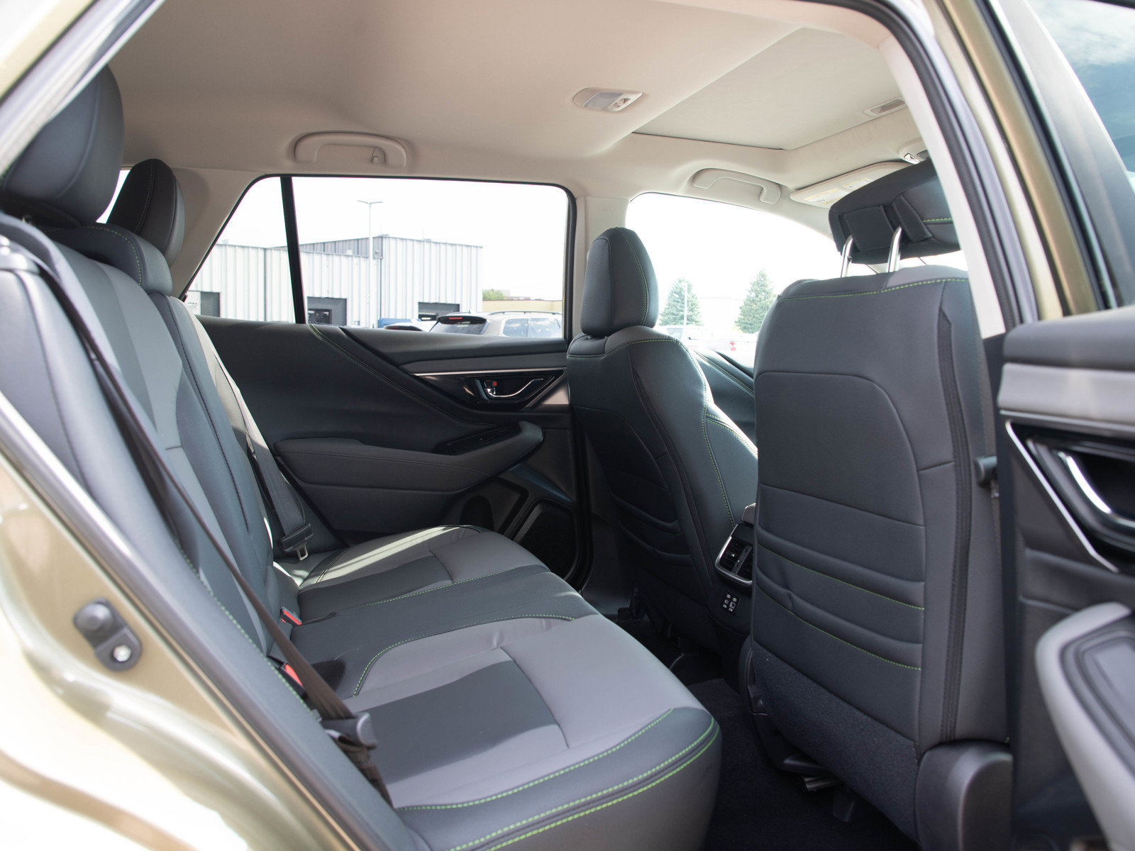 Used 2024 Subaru Outback Onyx Edition AWD/4WD image 14