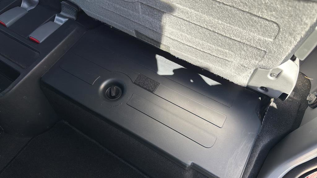 Used 2012 Toyota Tacoma 4x4 Access Cab V6 w/ TRD Sport Pkg image 16