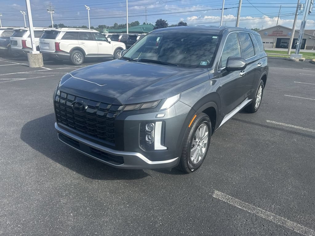 Used 2023 Hyundai Palisade SE w/ Cargo Package AWD/4WD image 4