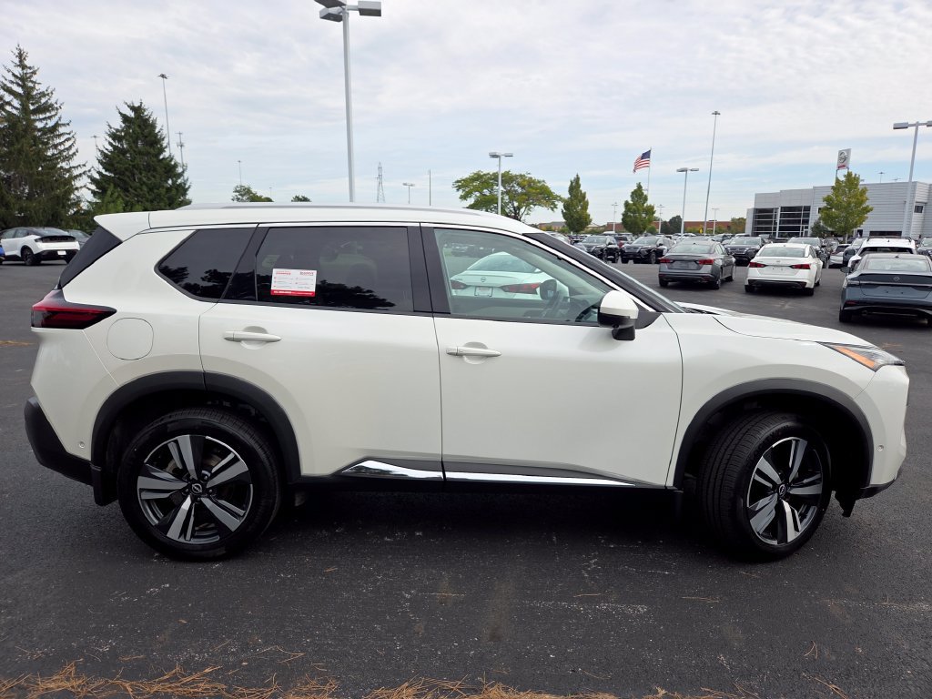 Certified 2023 Nissan Rogue SL w/ SL Premium Package AWD/4WD image 30