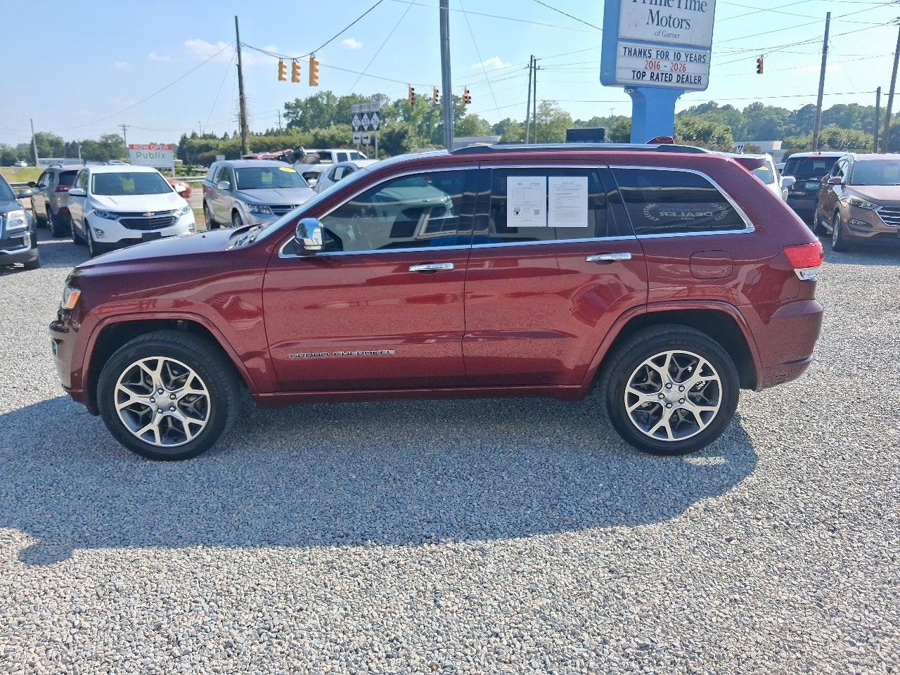 Used 2021 Jeep Grand Cherokee Overland AWD/4WD image 2