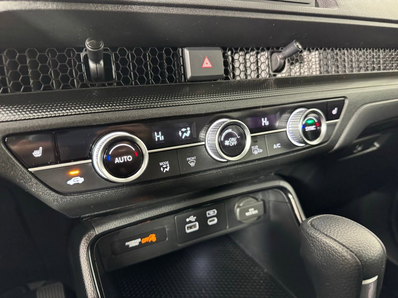 Used 2025 Honda CR-V EX image 21