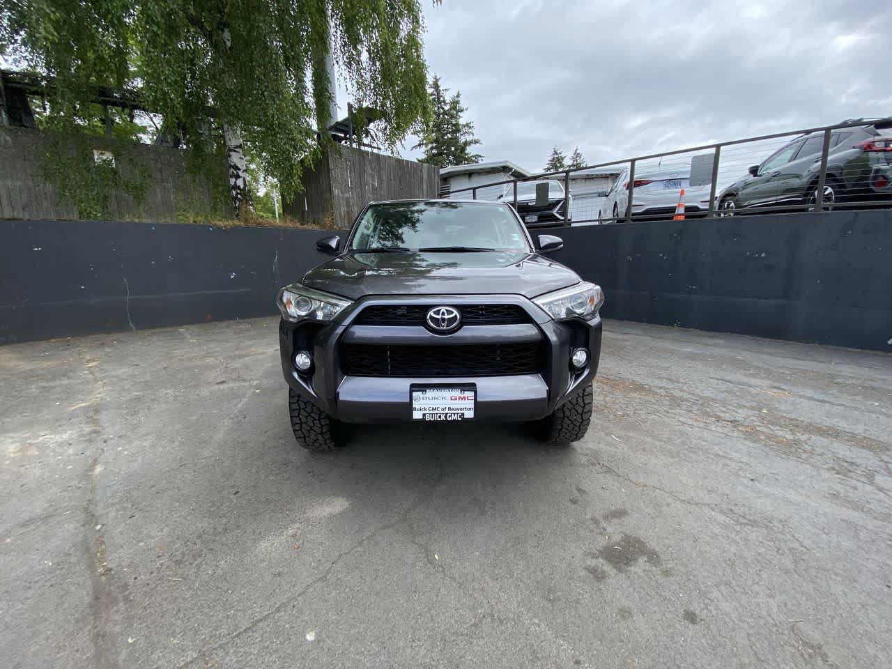 Used 2018 Toyota 4Runner SR5 Premium AWD/4WD image 9