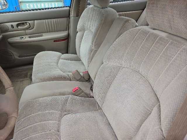 Used 2002 Buick Century Custom w/ Custom Premium Pkg FWD image 10