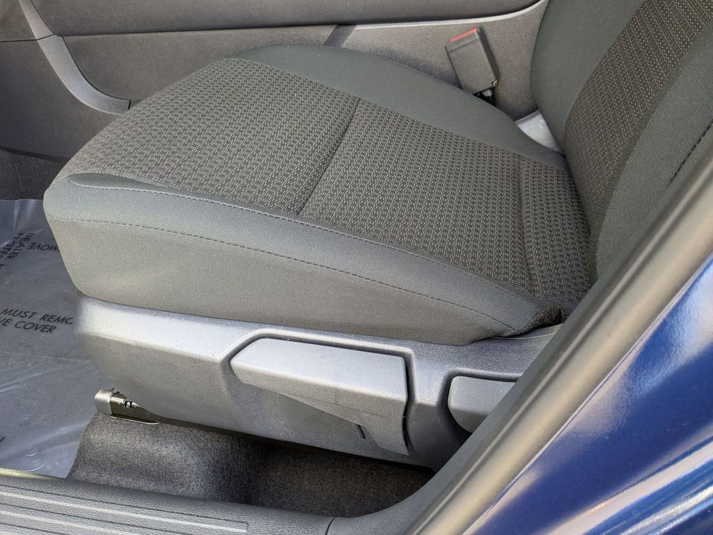 New 2026 Nissan Kicks S image 13