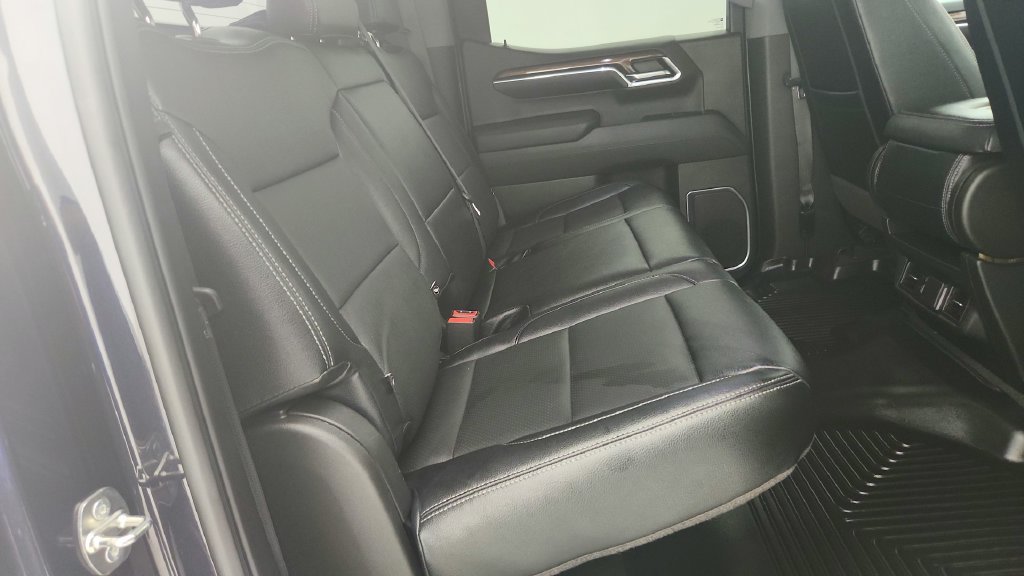 Certified 2022 Chevrolet Silverado 1500 LT RWD image 32