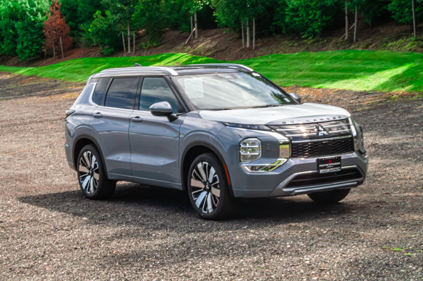 New 2025 Mitsubishi Outlander SEL image 12