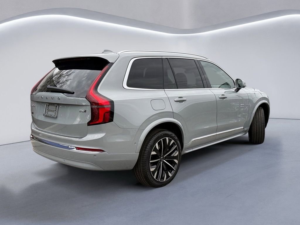 New 2026 Volvo XC90 B6 Plus w/ Protection Package Premier image 4