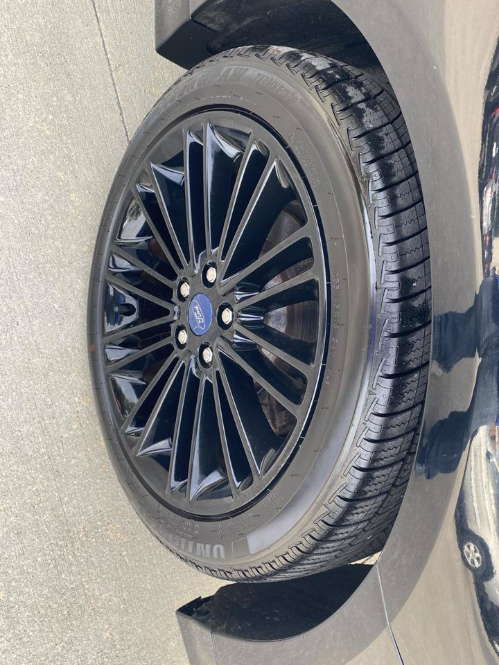 Used 2016 Ford Fusion SE w/ Equipment Group 202A AWD/4WD image 9