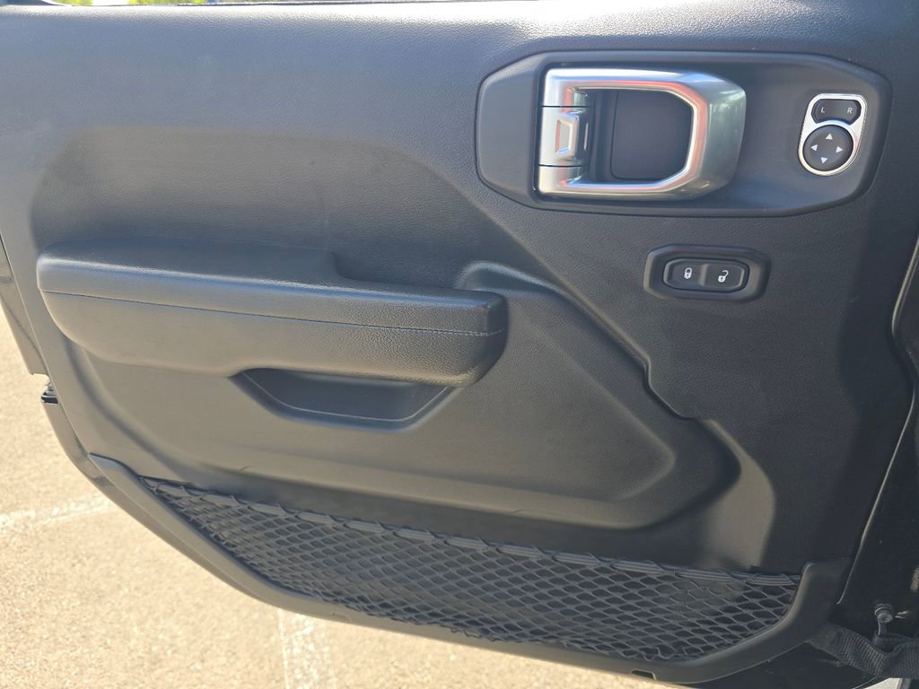 Used 2019 Jeep Wrangler Unlimited Sport AWD/4WD image 24