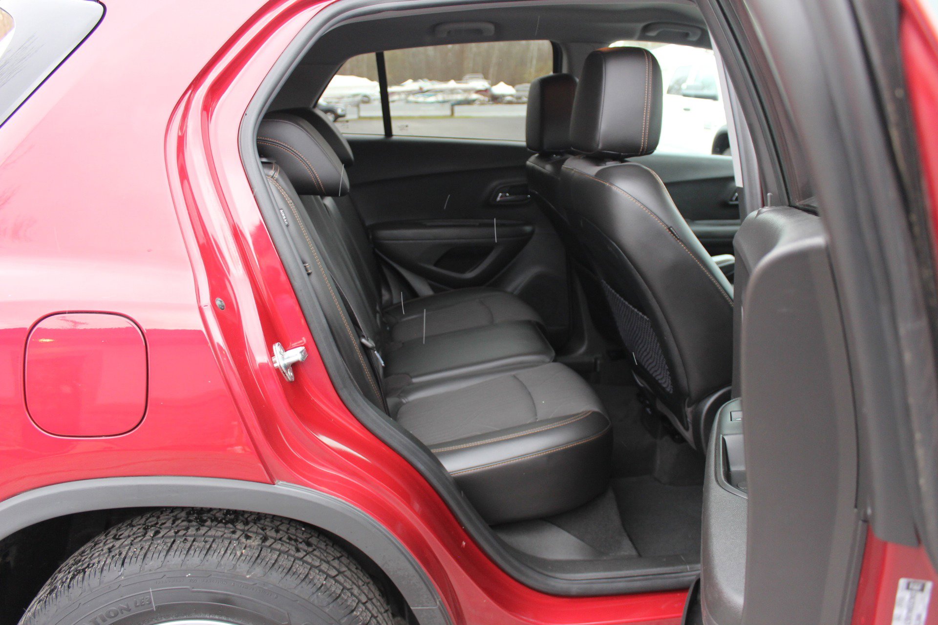 Used 2019 Chevrolet Trax LT w/ LT Convenience Package image 37