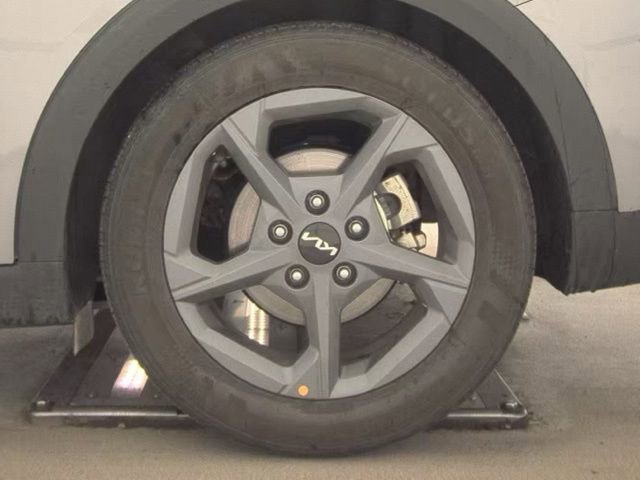 Used 2025 Kia K4 LXS FWD image 22