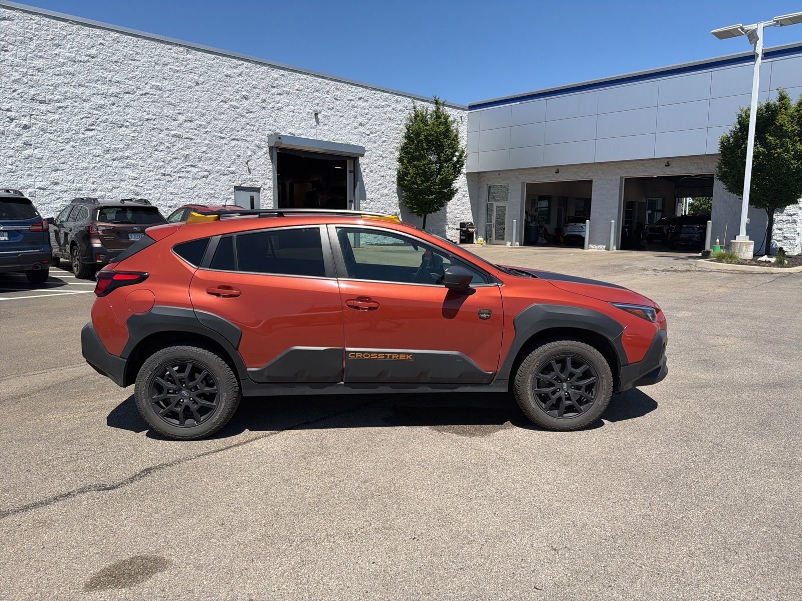 Used 2024 Subaru Crosstrek 2.5i Wilderness w/ Wilderness Package AWD/4WD image 16