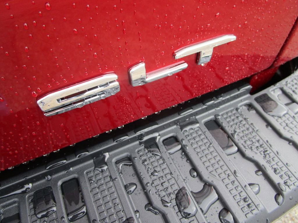 New 2026 GMC Sierra 1500 SLT w/ SLT Premium Plus Package image 13