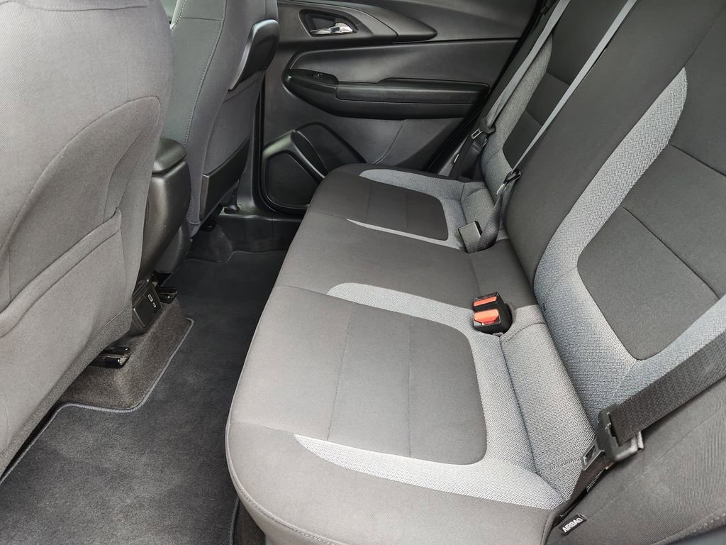 Used 2022 Chevrolet TrailBlazer LT w/ Convenience Package FWD image 36