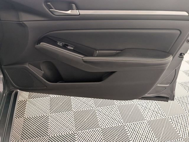 Used 2023 Nissan Altima 2.5 SV image 32