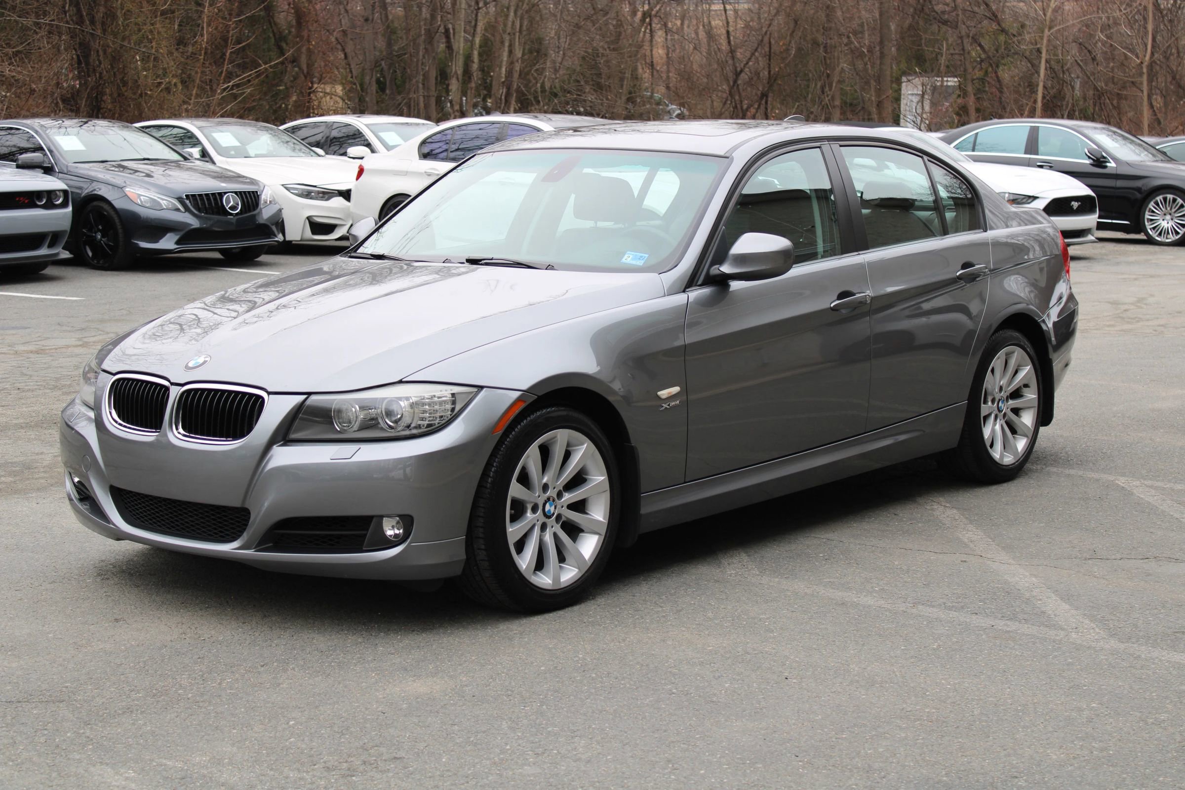 Used 2011 BMW 328i xDrive Sedan w/ Premium Pkg image 3