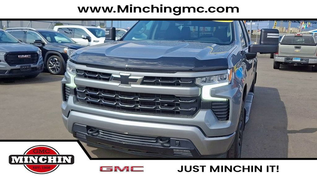 Used 2023 Chevrolet Silverado 1500 RST image 4