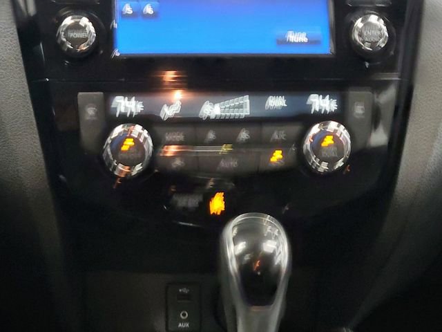 Used 2017 Nissan Rogue Sport SL w/ SL Premium Package image 26