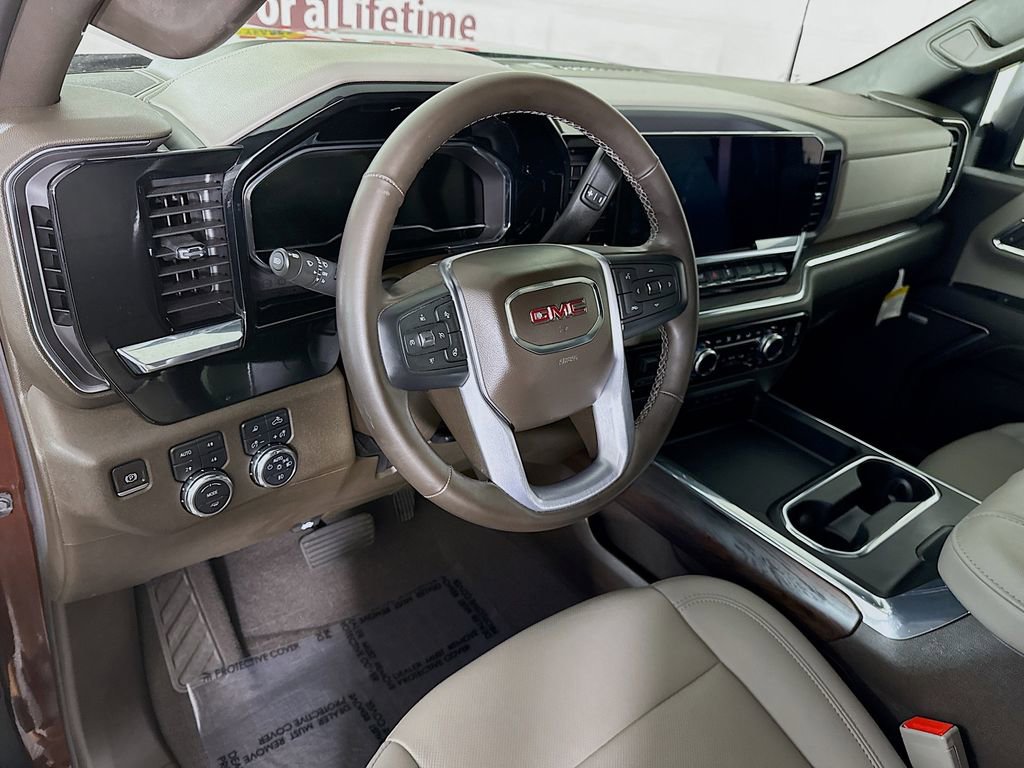 Used 2024 GMC Sierra 2500 SLT w/ SLT Premium Package image 19