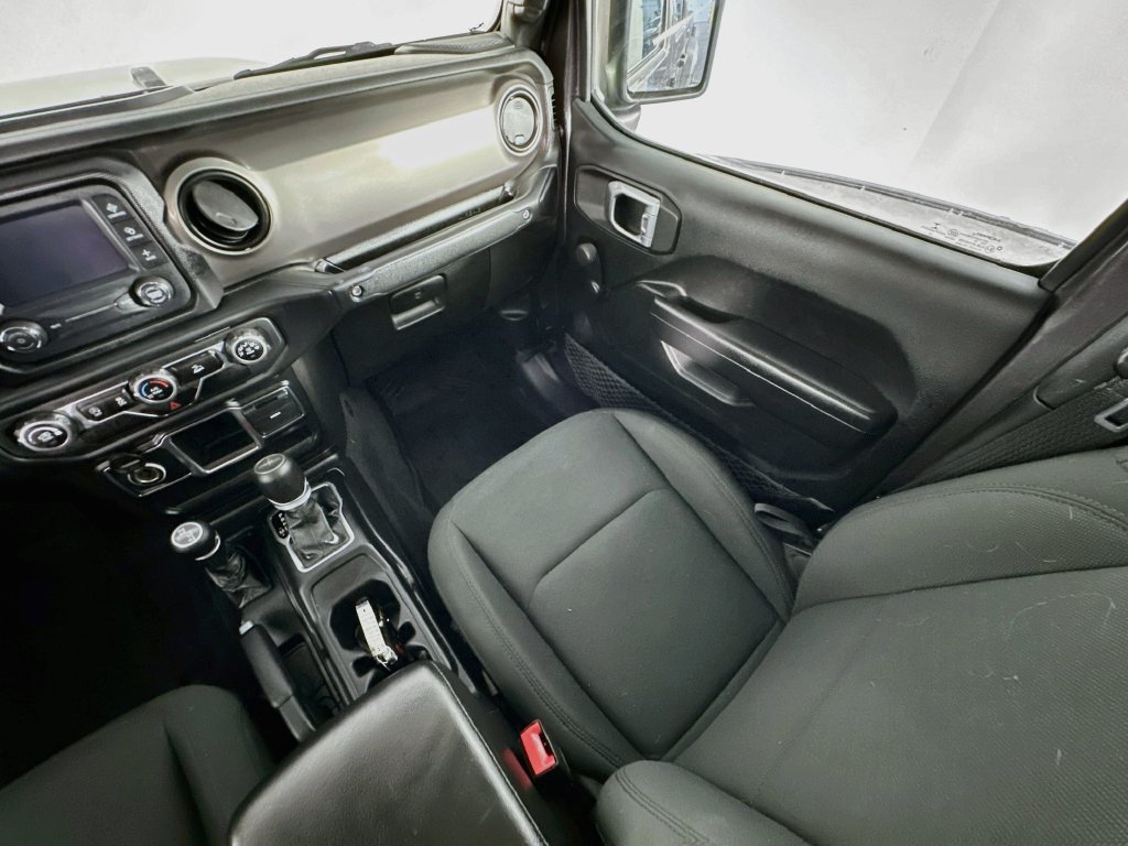 Used 2020 Jeep Gladiator Sport AWD/4WD image 11