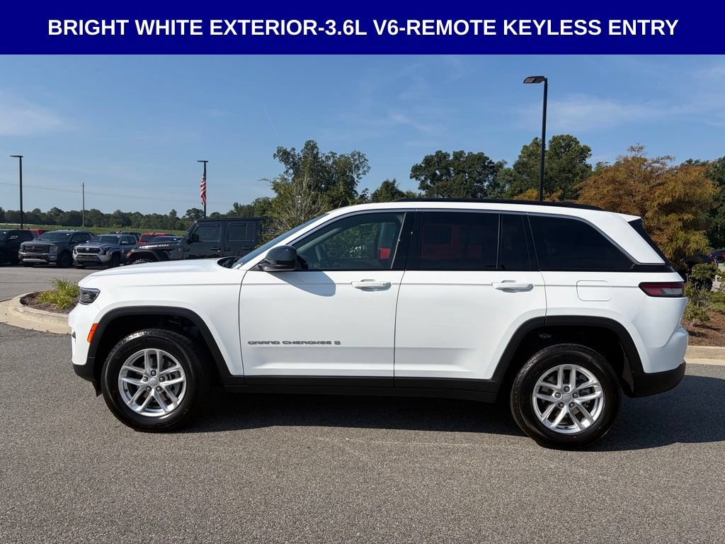 New 2026 Jeep Grand Cherokee Laredo AWD/4WD image 5