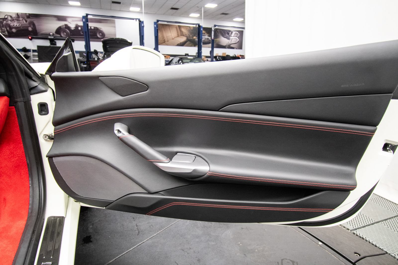 Used 2018 Ferrari 488 Spider RWD image 40