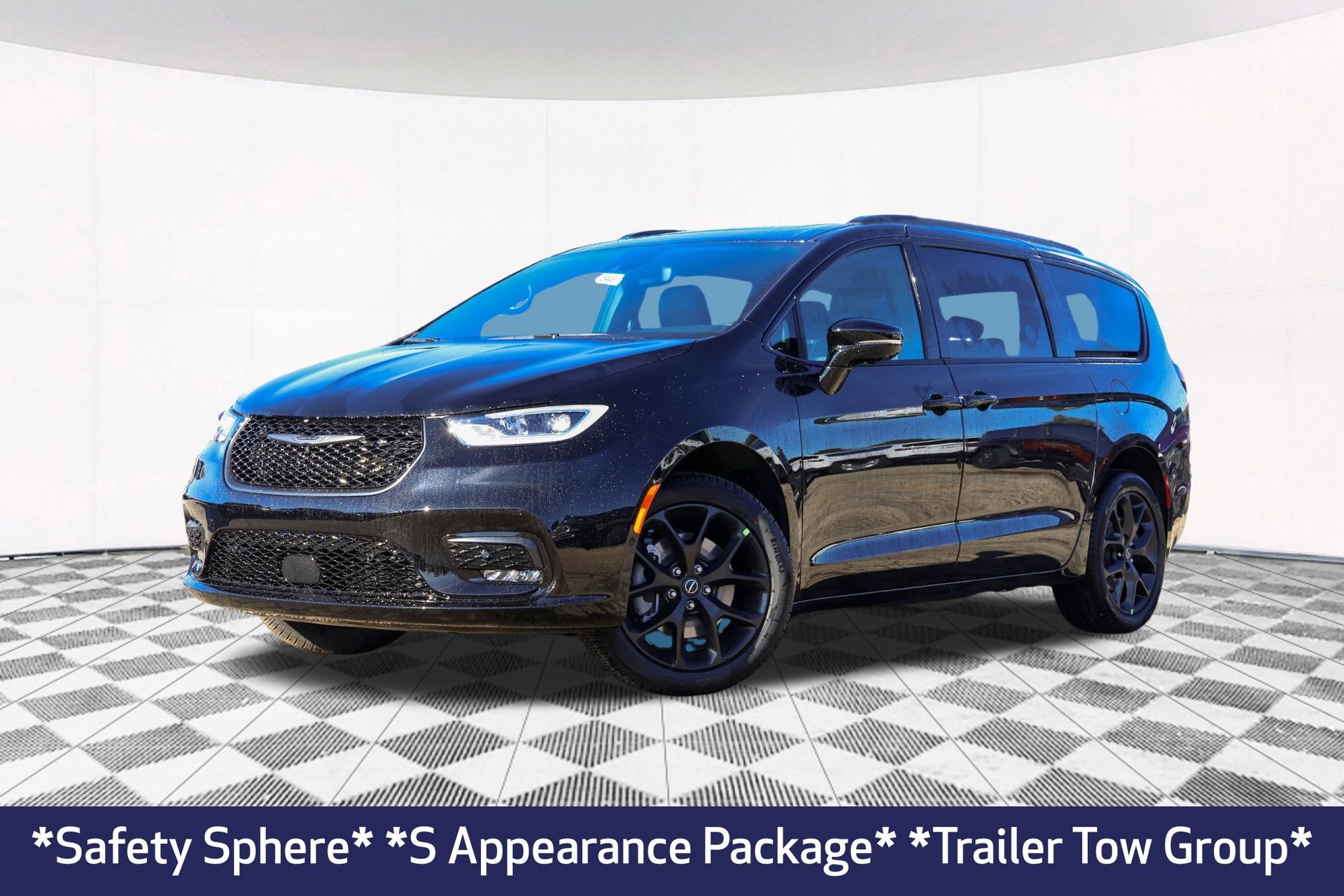 New 2026 Chrysler Pacifica Limited w/ S Appearance Package AWD/4WD image 2