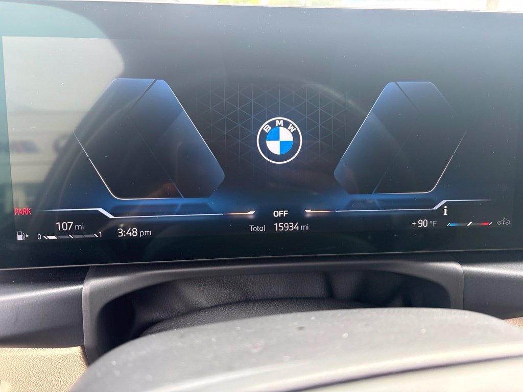 Certified 2024 BMW 330i Sedan w/ Convenience Package RWD image 2