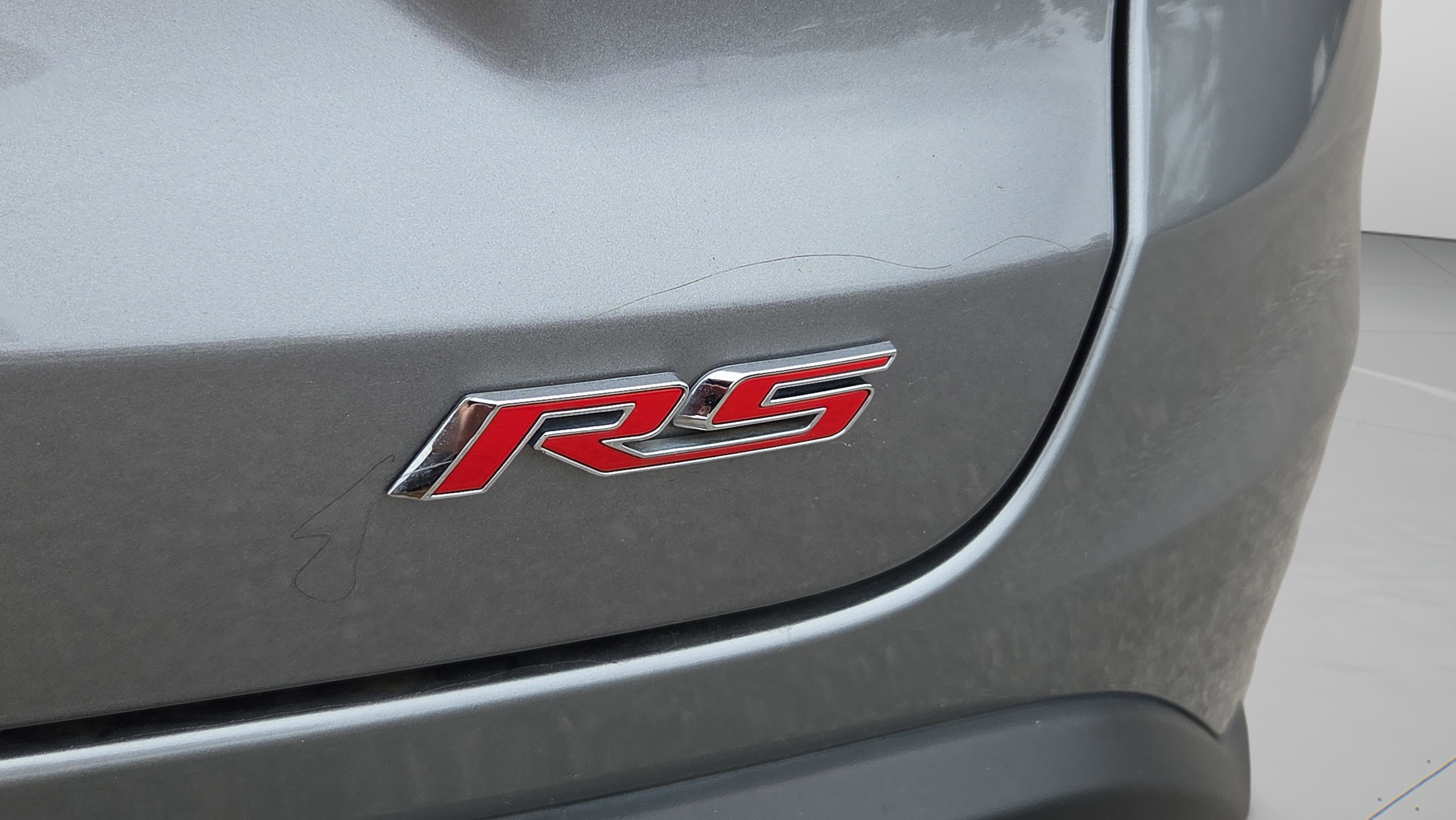 Used 2025 Chevrolet Trax RS w/ Driver Confidence Package FWD image 30