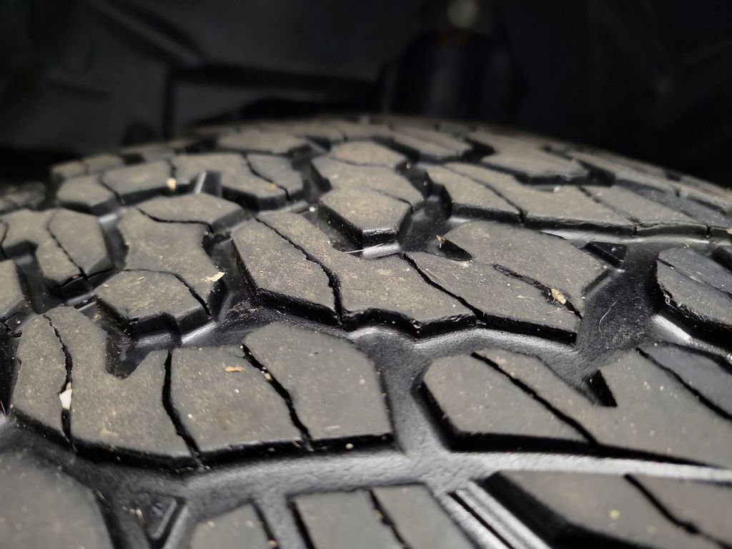 Used 2023 Jeep Gladiator Rubicon w/ Cold Weather Group image 11