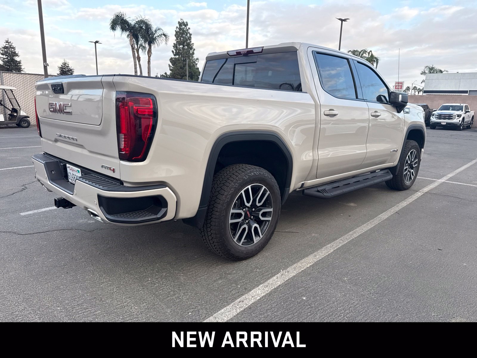 Certified 2026 GMC Sierra 1500 AT4 w/ AT4 Premium Package AWD/4WD image 4