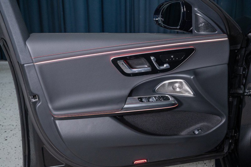 New 2026 Mercedes-Benz E 53 AMG e 4MATIC Sedan image 12