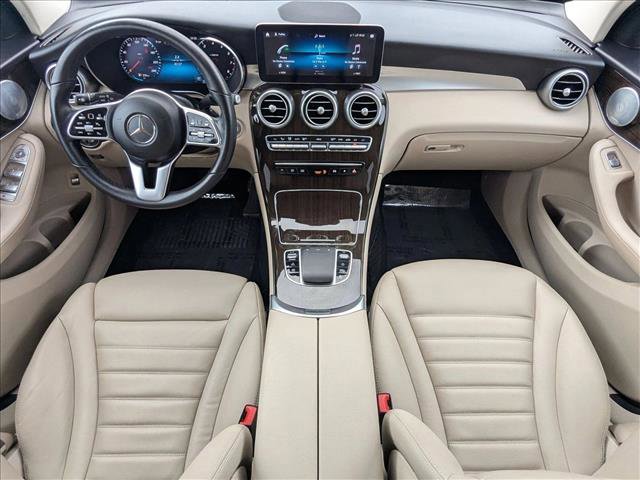 Used 2020 Mercedes-Benz GLC 300 w/ Parking Assistance Package image 17
