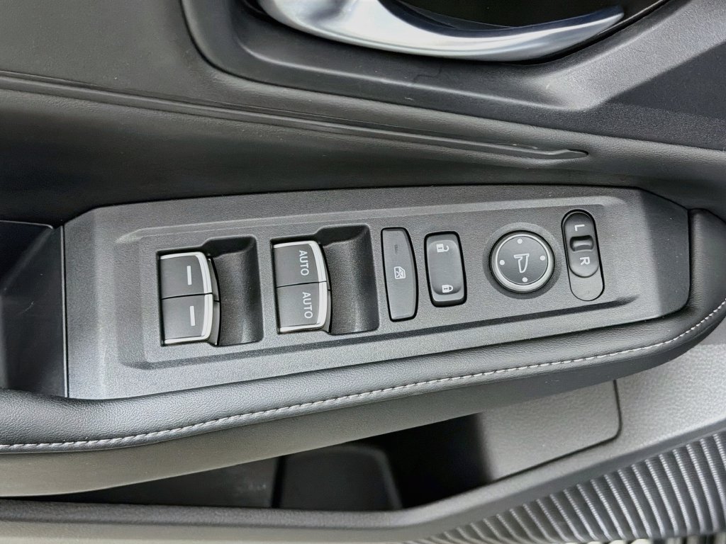 Used 2025 Honda Accord Sport image 17