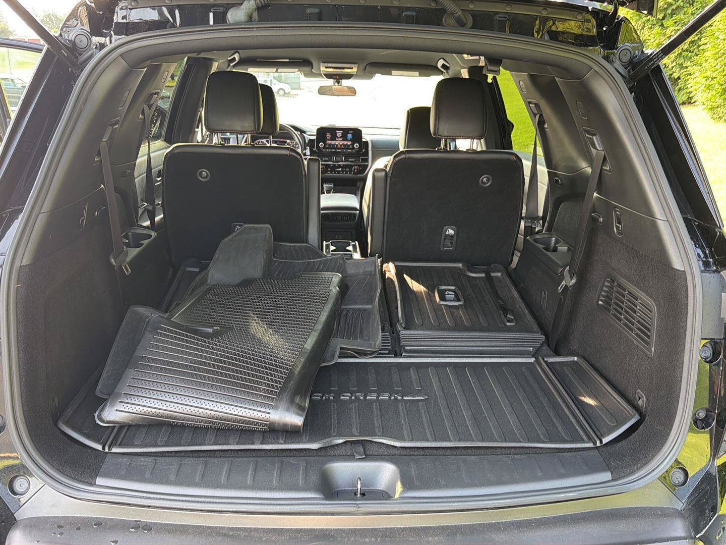 Used 2023 Nissan Pathfinder Rock Creek AWD/4WD image 30