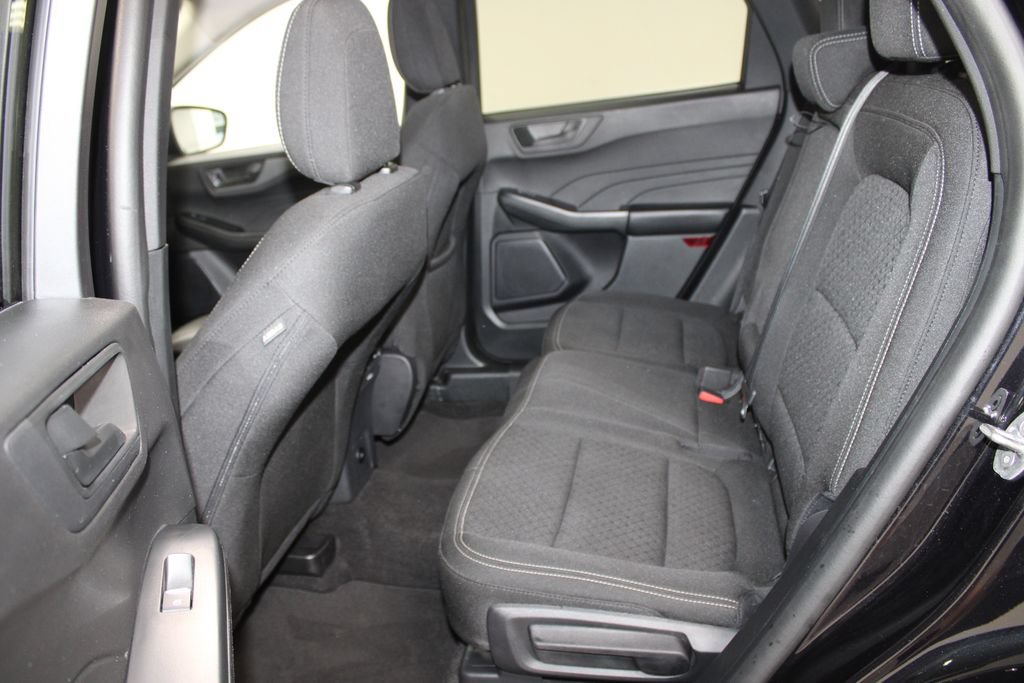 Used 2025 Ford Escape Active AWD/4WD image 19