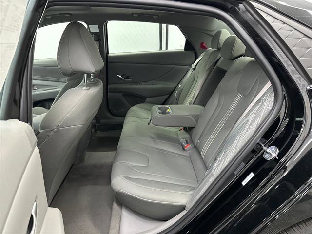 New 2026 Hyundai Elantra SEL Sport image 19