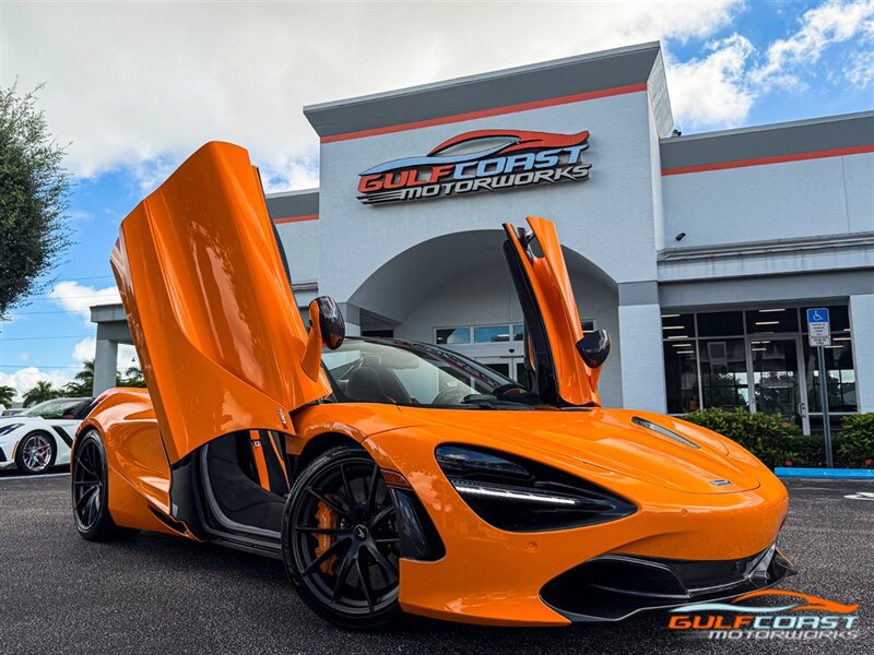 Used 2022 McLaren 720S Performance RWD image 1