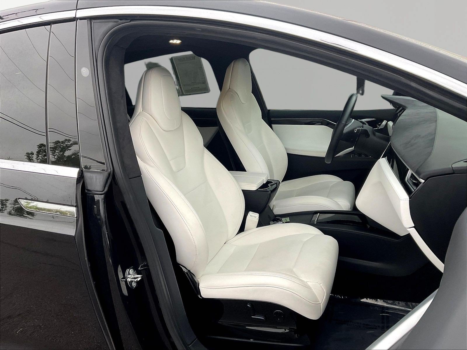 Used 2017 Tesla Model X 90D AWD/4WD image 28
