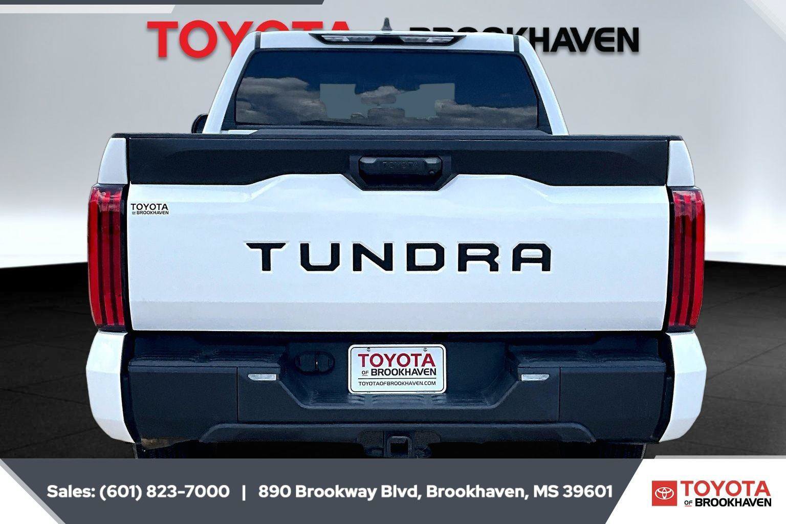 Used 2024 Toyota Tundra SR5 w/ SR5 Premium Package RWD image 4