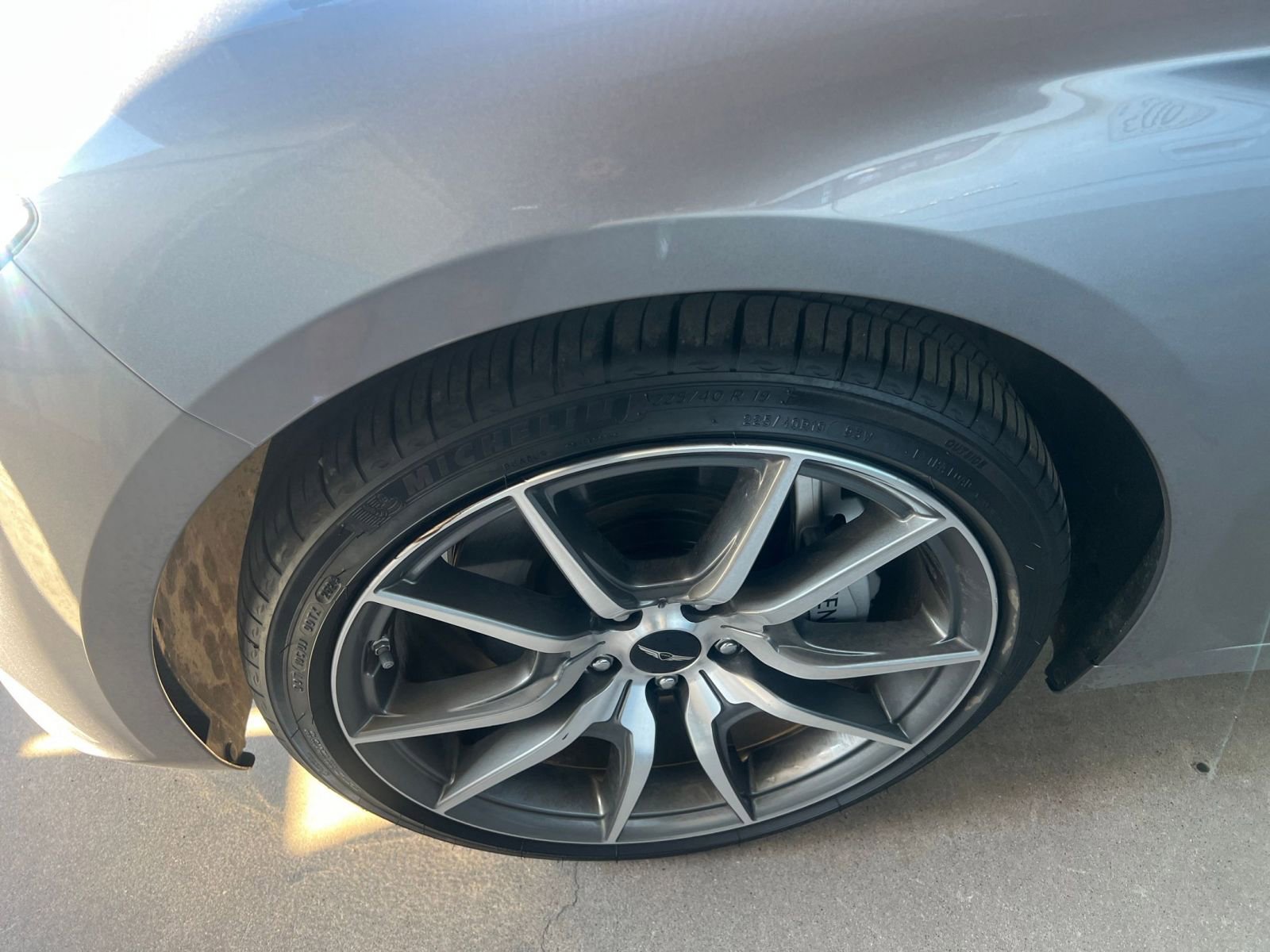 Used 2025 Genesis G70 2.5T image 30