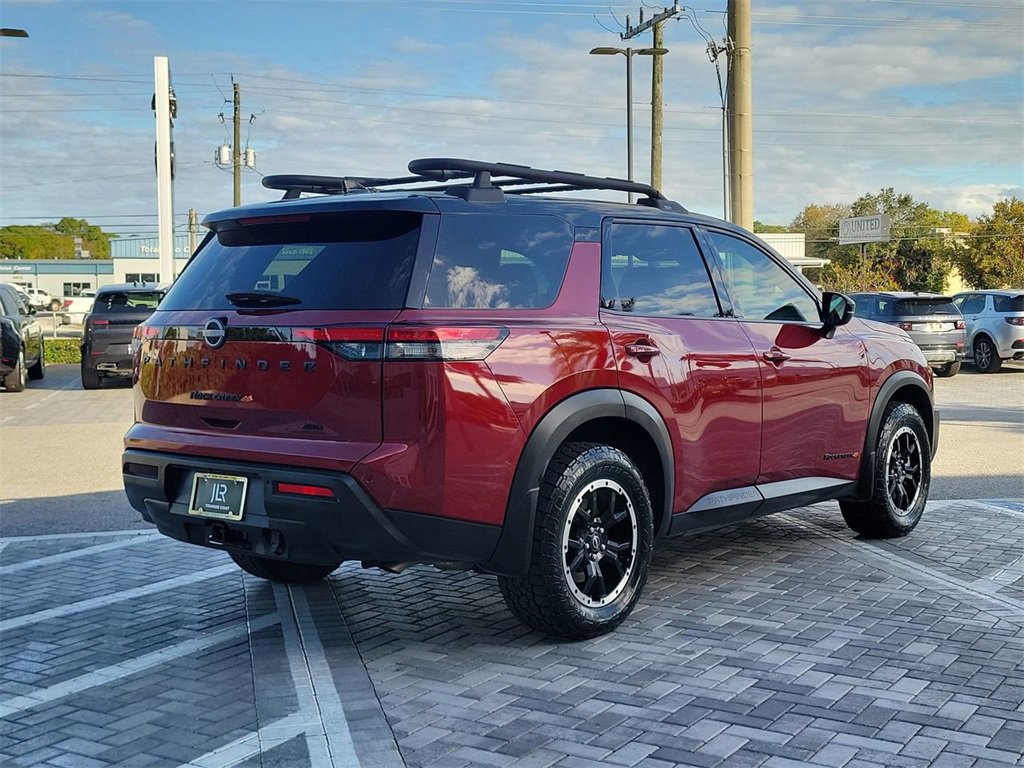 Used 2025 Nissan Pathfinder Rock Creek image 5